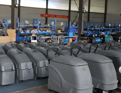 洗地機(jī)廠家 洗地機(jī)廠家